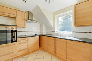 900 Abbeydale Road